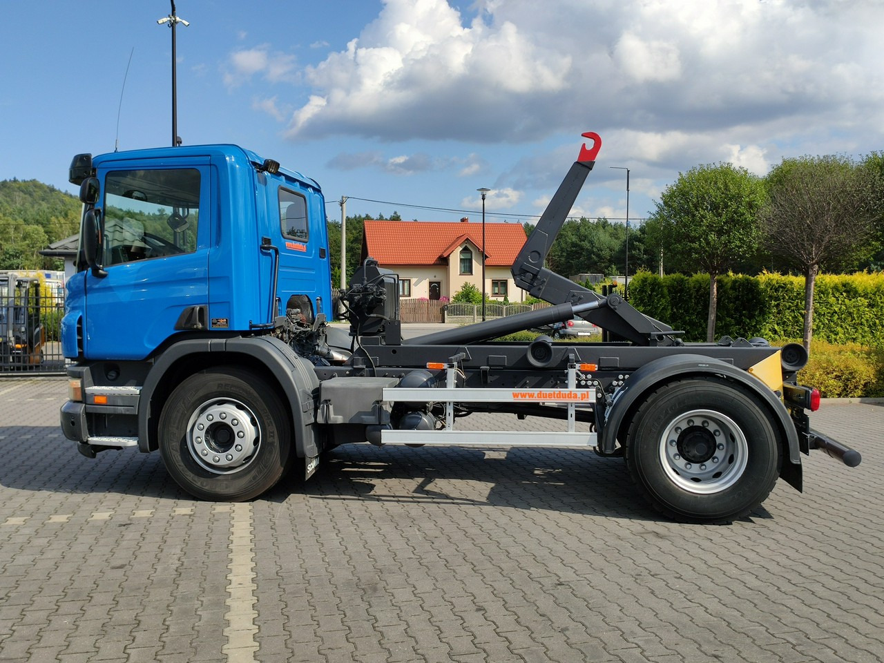 Scania P 280 N321 EURO 5 Hakowiec Hak 4x2 SKIBICKI - Camión multibasculante: foto 1 Scania P 280 N321 EURO 5 Hakowiec Hak 4x2 SKIBICKI - Camión multibasculante: foto 1
