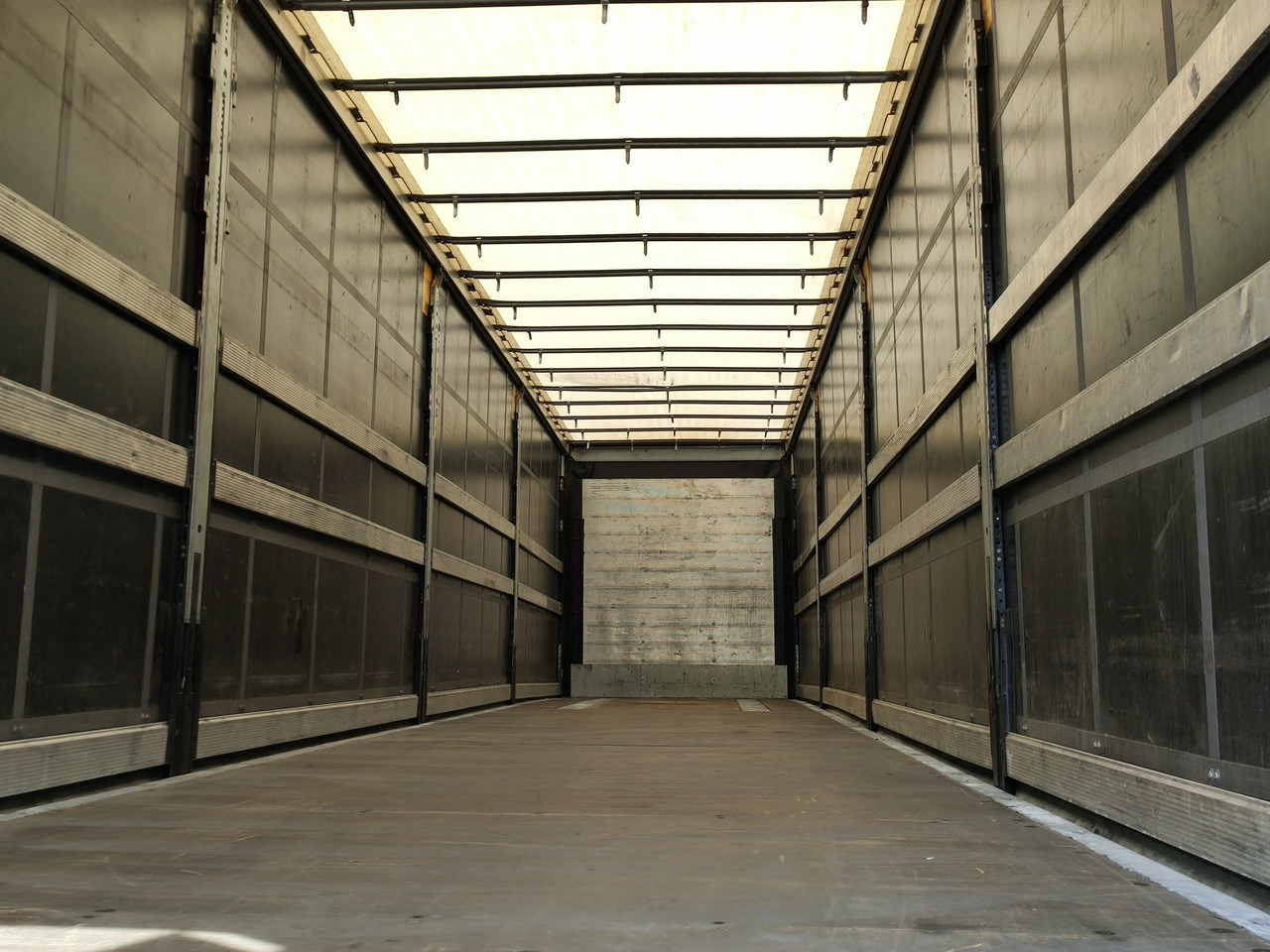 Semirremolque lona Schmitz Cargobull SCB Firana Standard Oś Podnoszona Super Stan UNIKAT !!!: foto 16 Semirremolque lona Schmitz Cargobull SCB Firana Standard Oś Podnoszona Super Stan UNIKAT !!!: foto 16