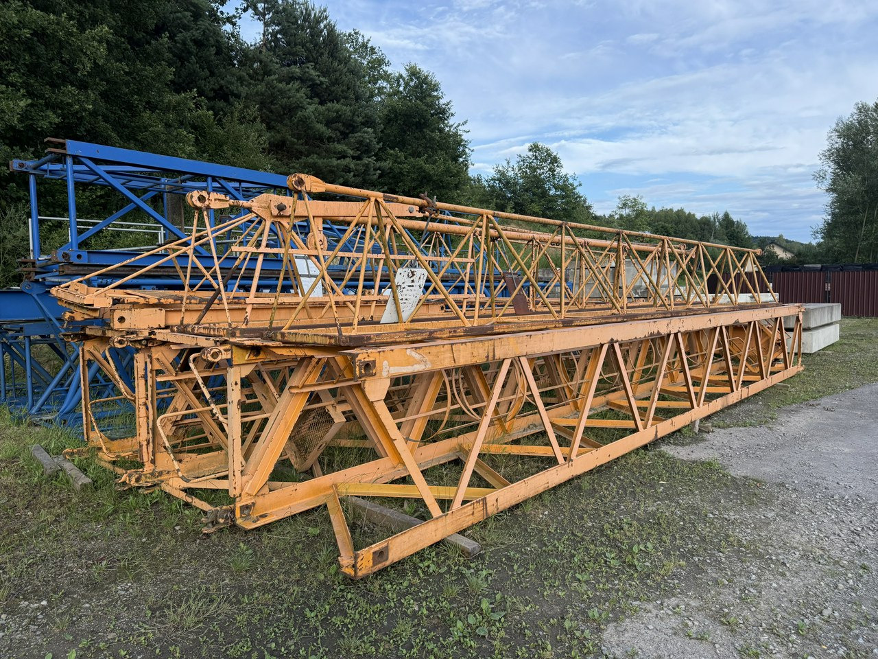 Inny Potain MC 50A Żuraw Wierzowy Górno Obrotowy - Grúa torre: foto 1 Inny Potain MC 50A Żuraw Wierzowy Górno Obrotowy - Grúa torre: foto 1