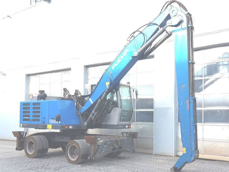 Fuchs MHL 320 F - Manipulador de materiales: foto 4 Fuchs MHL 320 F - Manipulador de materiales: foto 4