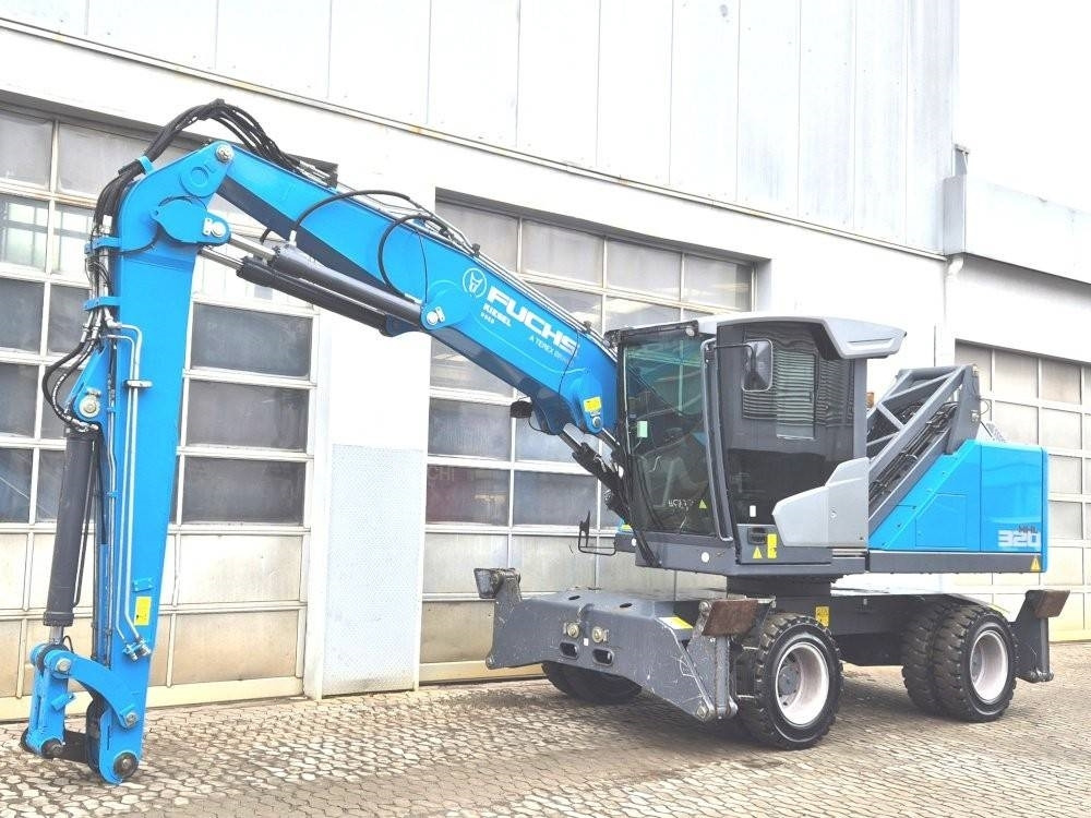 Fuchs MHL 320 F - Manipulador de materiales: foto 2 Fuchs MHL 320 F - Manipulador de materiales: foto 2