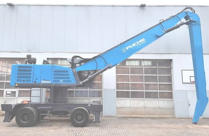 Fuchs MHL 350 F Pylon - Manipulador de materiales: foto 5 Fuchs MHL 350 F Pylon - Manipulador de materiales: foto 5