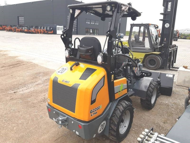 Giant G 2200 E X-Tra Elektro / electric - Minicargadora: foto 4 Giant G 2200 E X-Tra Elektro / electric - Minicargadora: foto 4