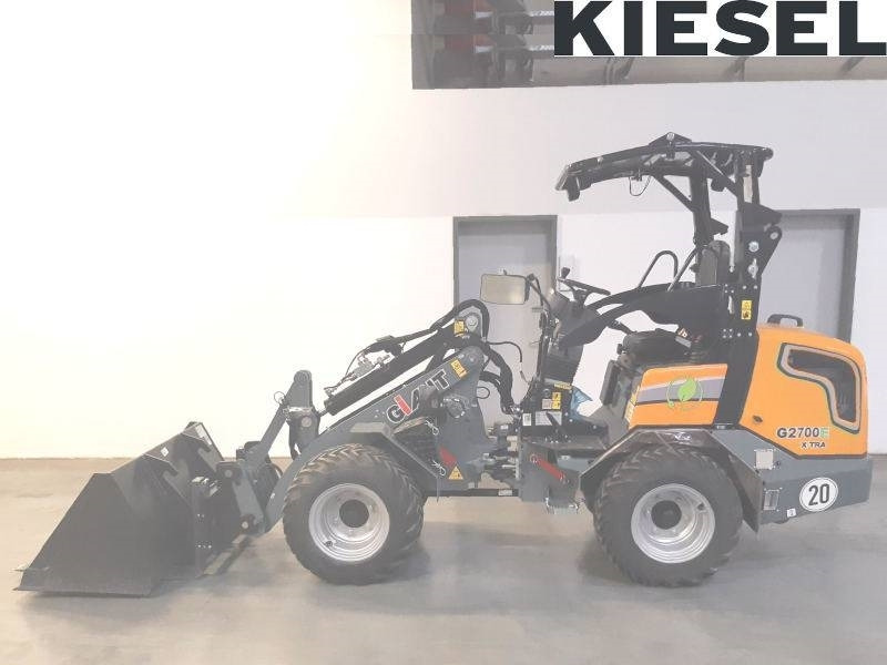Giant G 2700 E X-Tra Elektro / electric - Minicargadora: foto 1 Giant G 2700 E X-Tra Elektro / electric - Minicargadora: foto 1