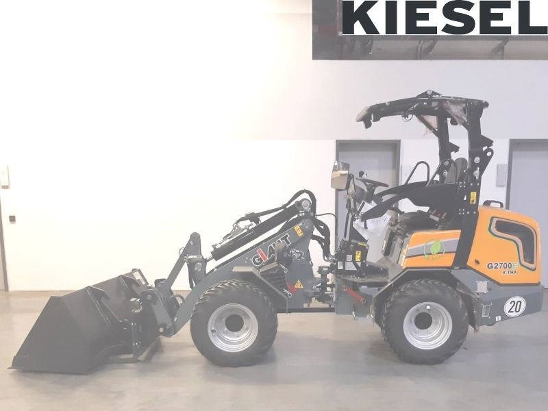 Giant G 2700 E X-Tra Elektro / electric - Minicargadora: foto 1 Giant G 2700 E X-Tra Elektro / electric - Minicargadora: foto 1