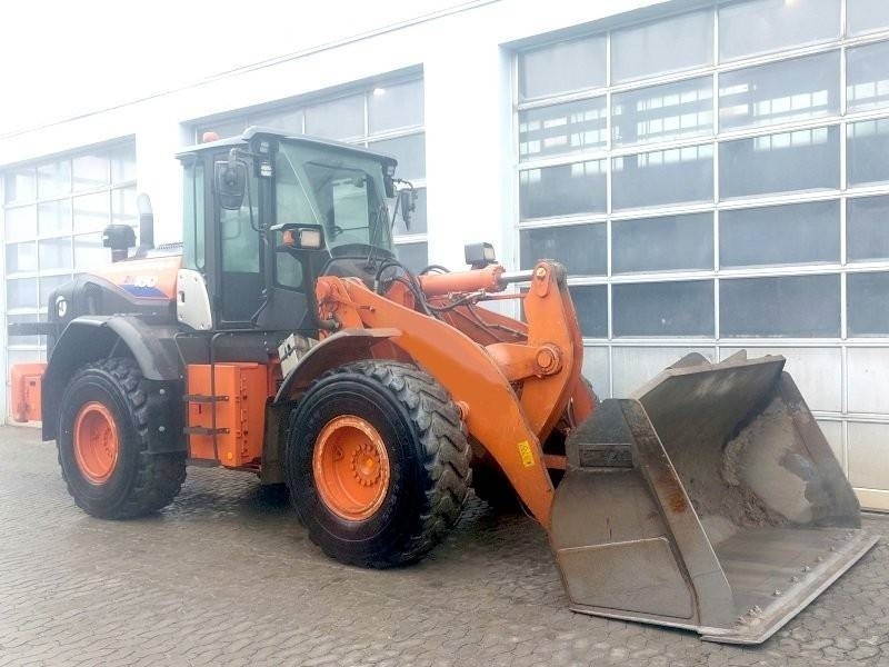 Hitachi ZW 180-6 - Cargadora de ruedas: foto 4 Hitachi ZW 180-6 - Cargadora de ruedas: foto 4