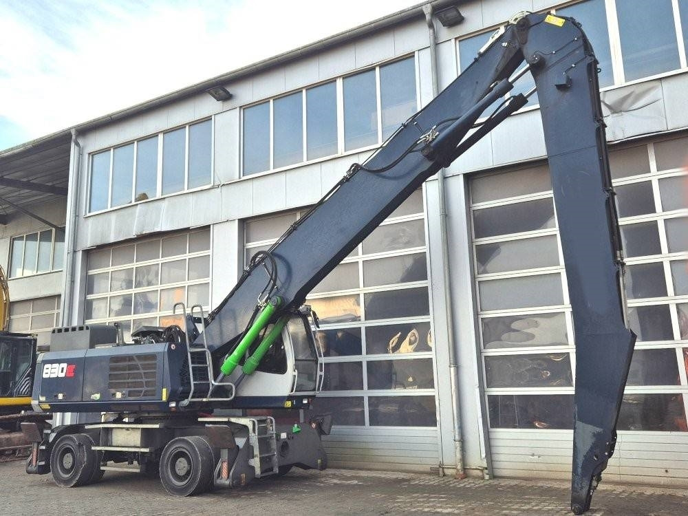 Sennebogen 830 E - Manipulador de materiales: foto 4 Sennebogen 830 E - Manipulador de materiales: foto 4