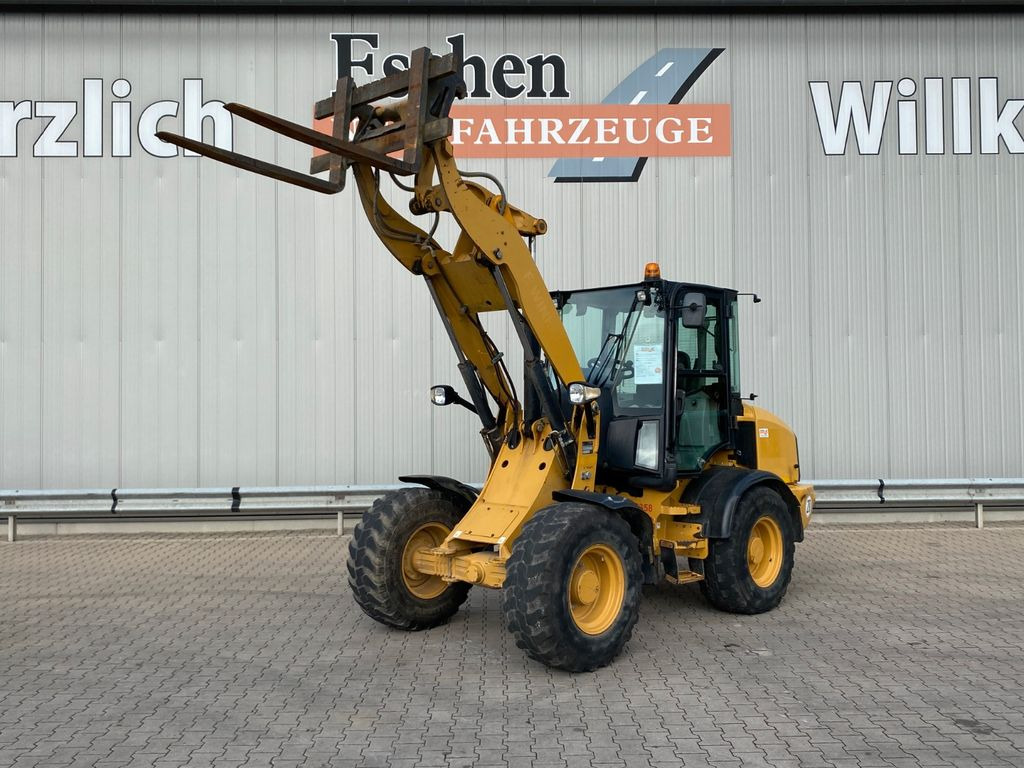 CAT 908 M | 55kw*Gabel + Schaufel - Cargadora de ruedas: foto 2 CAT 908 M | 55kw*Gabel + Schaufel - Cargadora de ruedas: foto 2