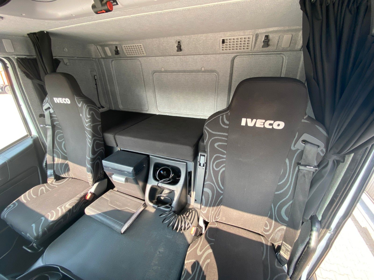 Cabeza tractora Iveco AT 400/450 4x4 | Trakker*Retarder*Hydraulik*ALU: foto 14