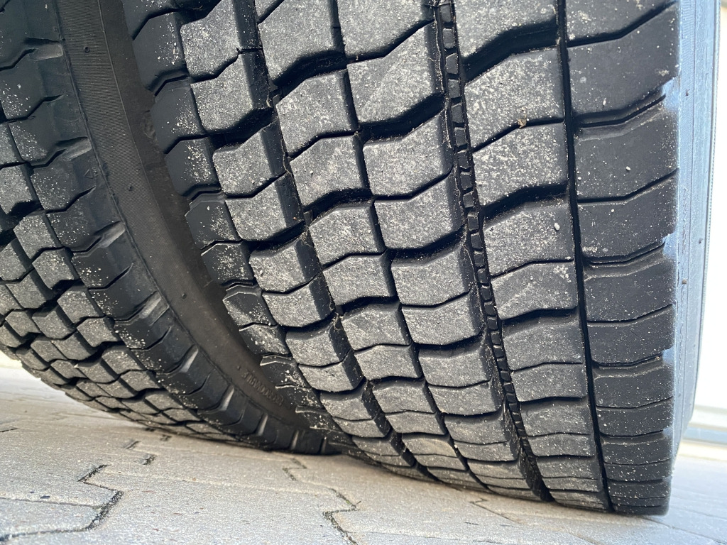 MAN TGX 18.420 4x2 BLS - Cabeza tractora: foto 4 MAN TGX 18.420 4x2 BLS - Cabeza tractora: foto 4