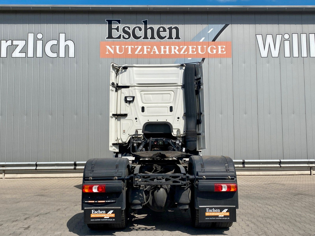 Mercedes-Benz 1843 LS Actros | Kipphydraulik*1.Hand*Alufelgen - Cabeza tractora: foto 4 Mercedes-Benz 1843 LS Actros | Kipphydraulik*1.Hand*Alufelgen - Cabeza tractora: foto 4