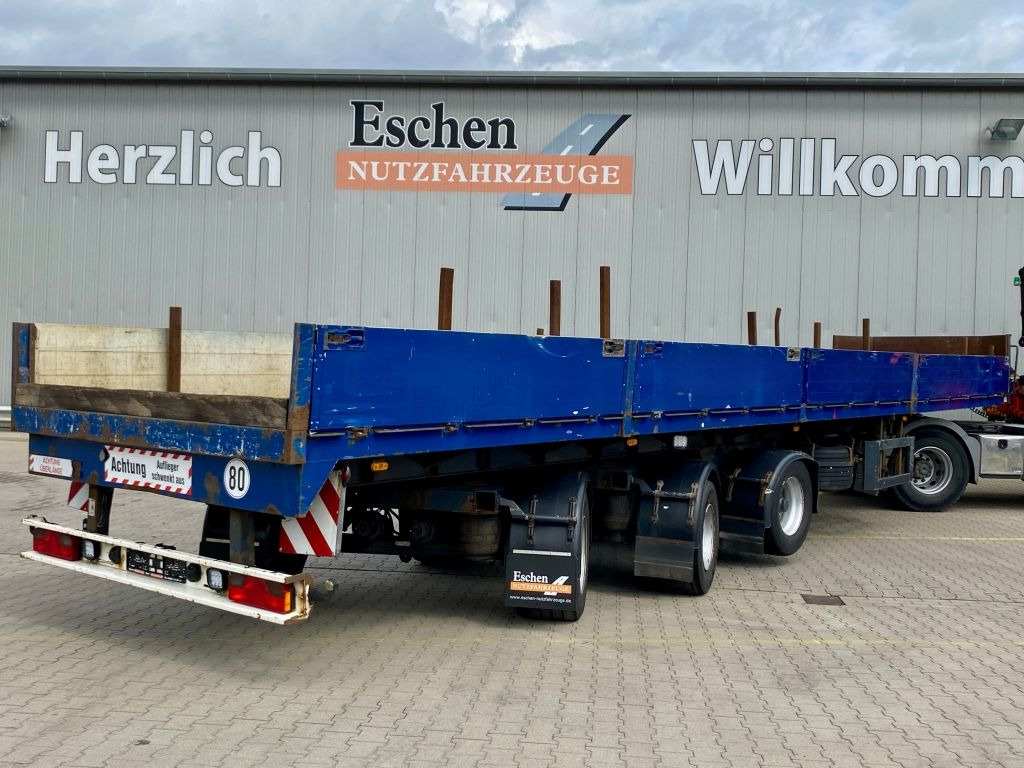 Janzen | ausziehbar*2+3 Achse gelenkt*Luft-Lift - Semirremolque plataforma/ Caja abierta: foto 4 Janzen | ausziehbar*2+3 Achse gelenkt*Luft-Lift - Semirremolque plataforma/ Caja abierta: foto 4