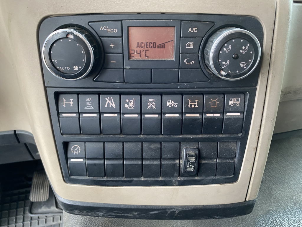 Leasing de MAN TGM 15.290 4x2 BL / HIAB Faltkran MAN TGM 15.290 4x2 BL / HIAB Faltkran: foto 12 Leasing de MAN TGM 15.290 4x2 BL / HIAB Faltkran MAN TGM 15.290 4x2 BL / HIAB Faltkran: foto 12