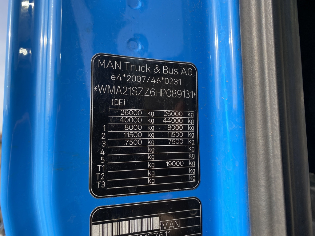 Camión chasis MAN TGS 26.420 6x2-4 LL: foto 20