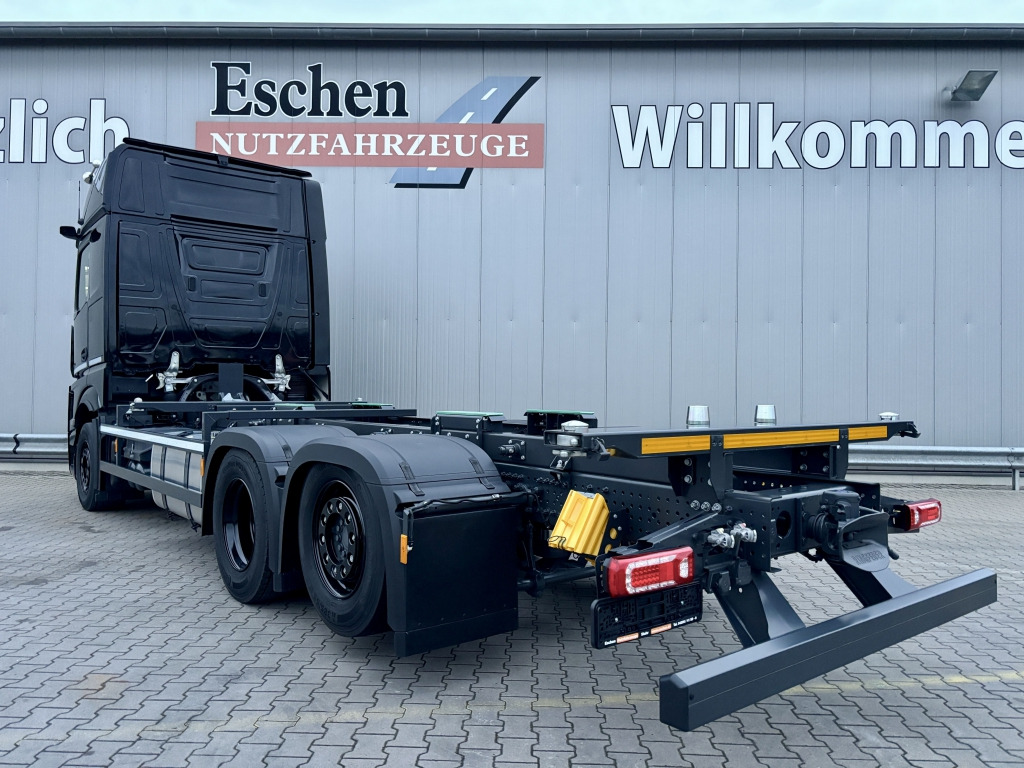 Mercedes-Benz 2542 L 6x2 F 13 Actros GigaSpace - Camión portacontenedore/ Intercambiable: foto 3 Mercedes-Benz 2542 L 6x2 F 13 Actros GigaSpace - Camión portacontenedore/ Intercambiable: foto 3