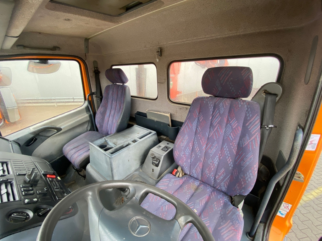 Mercedes-Benz 815 / Atlas-Faltkran - Camión caja abierta, Camión grúa: foto 5 Mercedes-Benz 815 / Atlas-Faltkran - Camión caja abierta, Camión grúa: foto 5