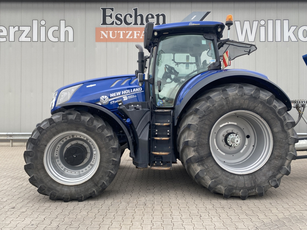 New Holland T7.315 AC 4x4 - Tractor: foto 2 New Holland T7.315 AC 4x4 - Tractor: foto 2