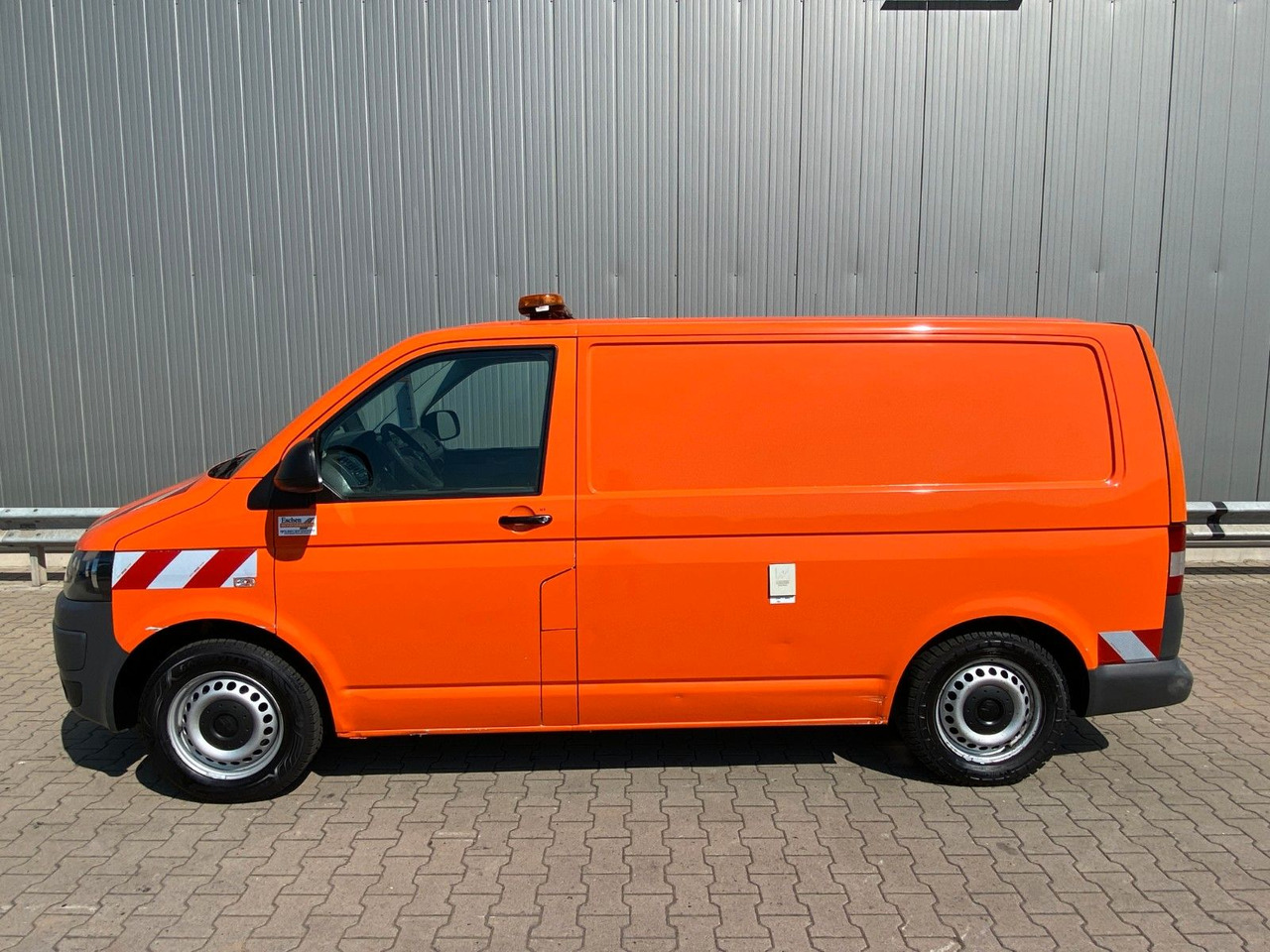 Volkswagen T5 Kanalfahrzeug | IBAK-Anlage*Schiebetür*Klima - Furgoneta de pasajeros: foto 3 Volkswagen T5 Kanalfahrzeug | IBAK-Anlage*Schiebetür*Klima - Furgoneta de pasajeros: foto 3