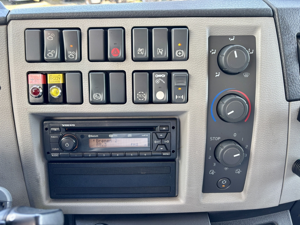 Camión frigorífico Volvo FL 250 / MBB-LBW: foto 20