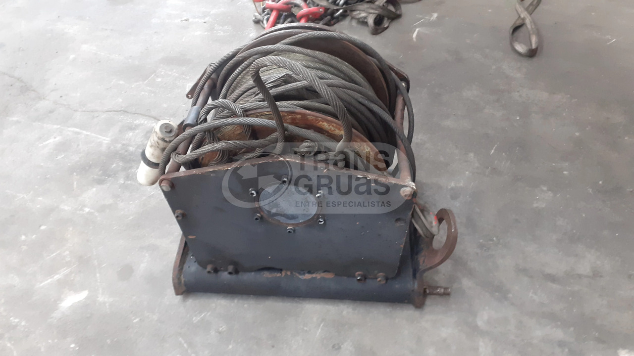 Cabrestante de elevación BREVINI V20 - Cabrestante: foto 2 Cabrestante de elevación BREVINI V20 - Cabrestante: foto 2