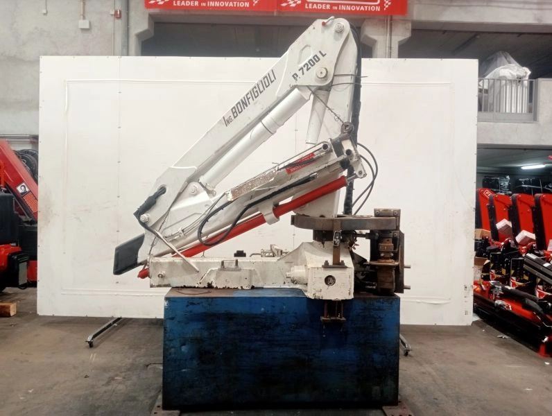 Grúa Bonfiglioli P.7200L - Grúa para camión para Camión: foto 3 Grúa Bonfiglioli P.7200L - Grúa para camión para Camión: foto 3