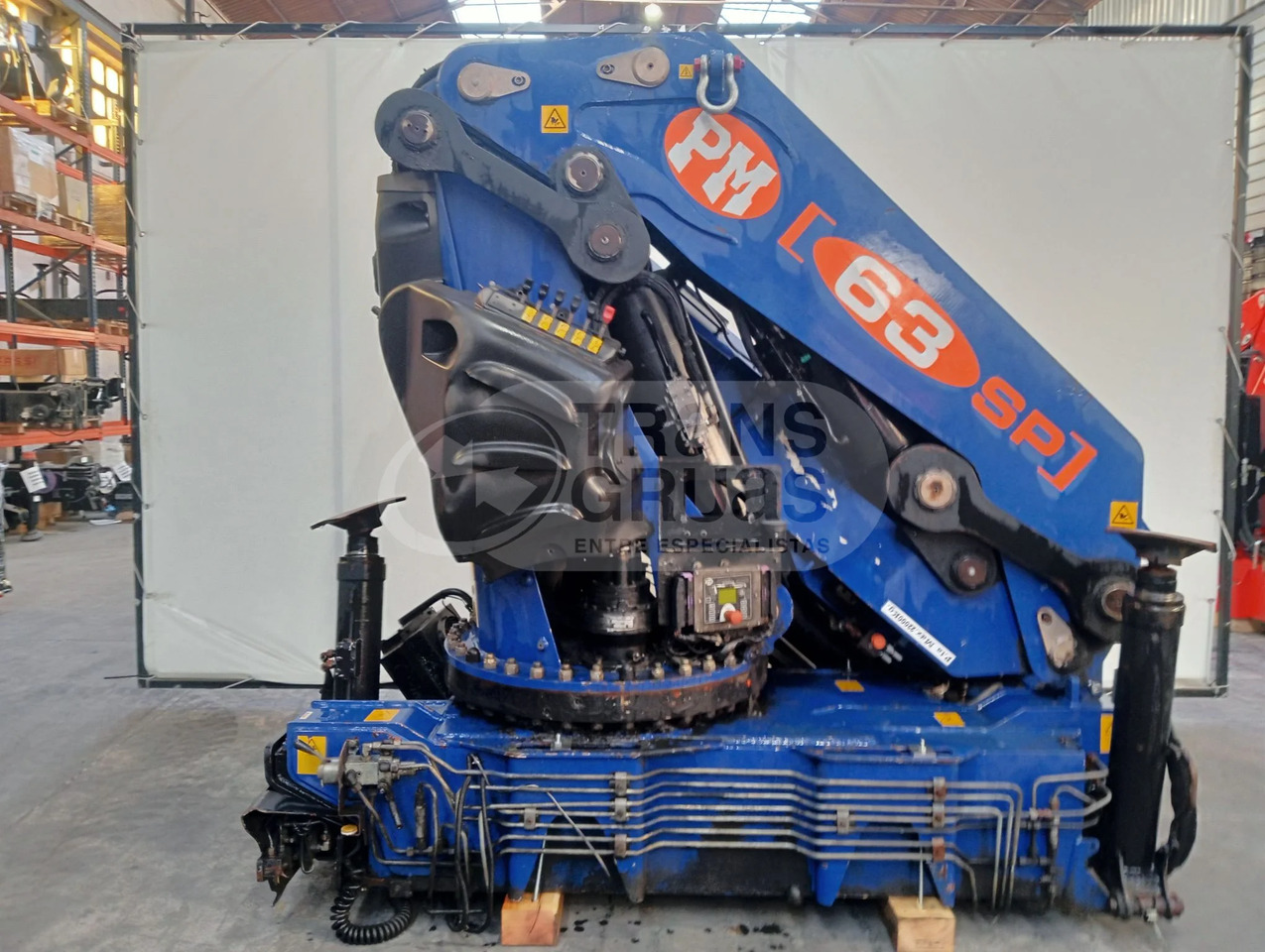 Grúa hidráulica PM 63 - Grúa para camión: foto 2 Grúa hidráulica PM 63 - Grúa para camión: foto 2