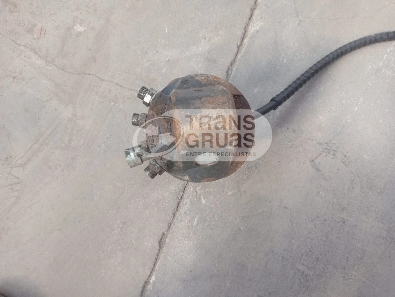 Rotator Kinshofer ocasión 4.500 Kg - Implemento: foto 3 Rotator Kinshofer ocasión 4.500 Kg - Implemento: foto 3