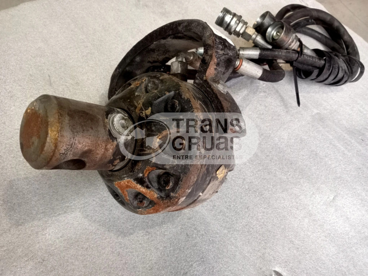 Rotator Kinshofer ocasión 4.500 Kg - Implemento para Maquinaria de construcción: foto 1 Rotator Kinshofer ocasión 4.500 Kg - Implemento para Maquinaria de construcción: foto 1