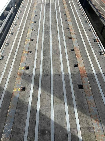 Fruehauf - Semirremolque plataforma/ Caja abierta: foto 4 Fruehauf - Semirremolque plataforma/ Caja abierta: foto 4