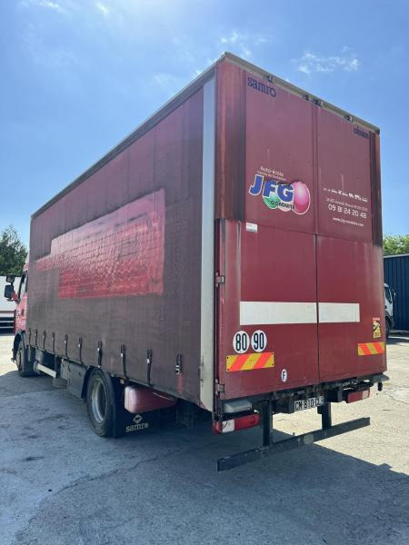 Renault Premium 450 - Camión lona: foto 4 Renault Premium 450 - Camión lona: foto 4