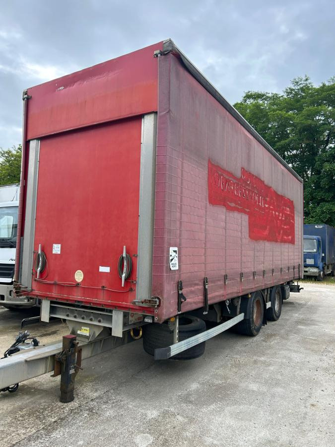 Samro - Remolque con toldo: foto 2 Samro - Remolque con toldo: foto 2