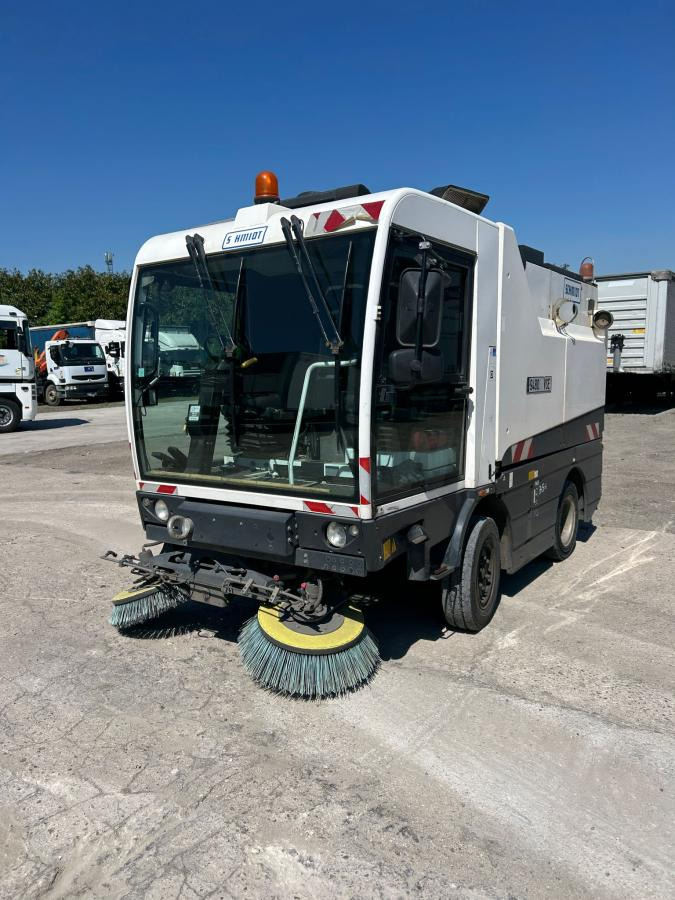 Schmidt Clingo 500 COMPACT 400 - Barredora vial: foto 1 Schmidt Clingo 500 COMPACT 400 - Barredora vial: foto 1