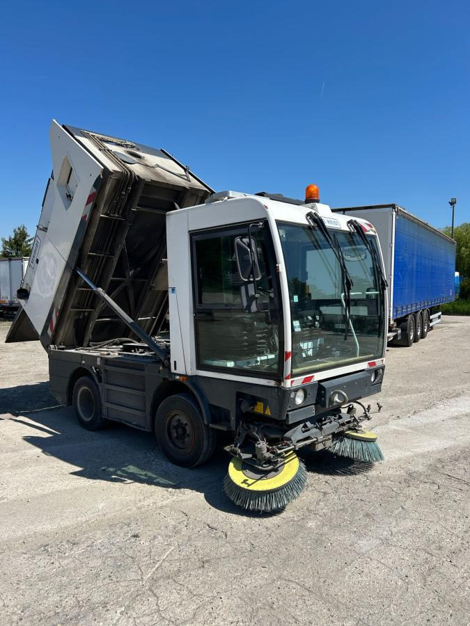 Schmidt Clingo 500 Compact 400 - Barredora vial: foto 5 Schmidt Clingo 500 Compact 400 - Barredora vial: foto 5