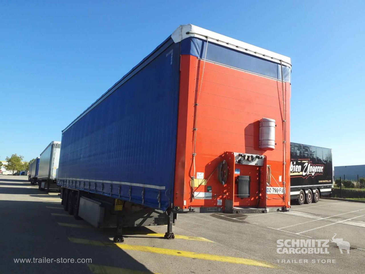 SCHMITZ Curtainsider Standard - Semirremolque lona: foto 1 SCHMITZ Curtainsider Standard - Semirremolque lona: foto 1