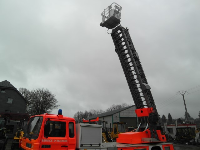 Camión de bomberos Renault G 260: foto 10