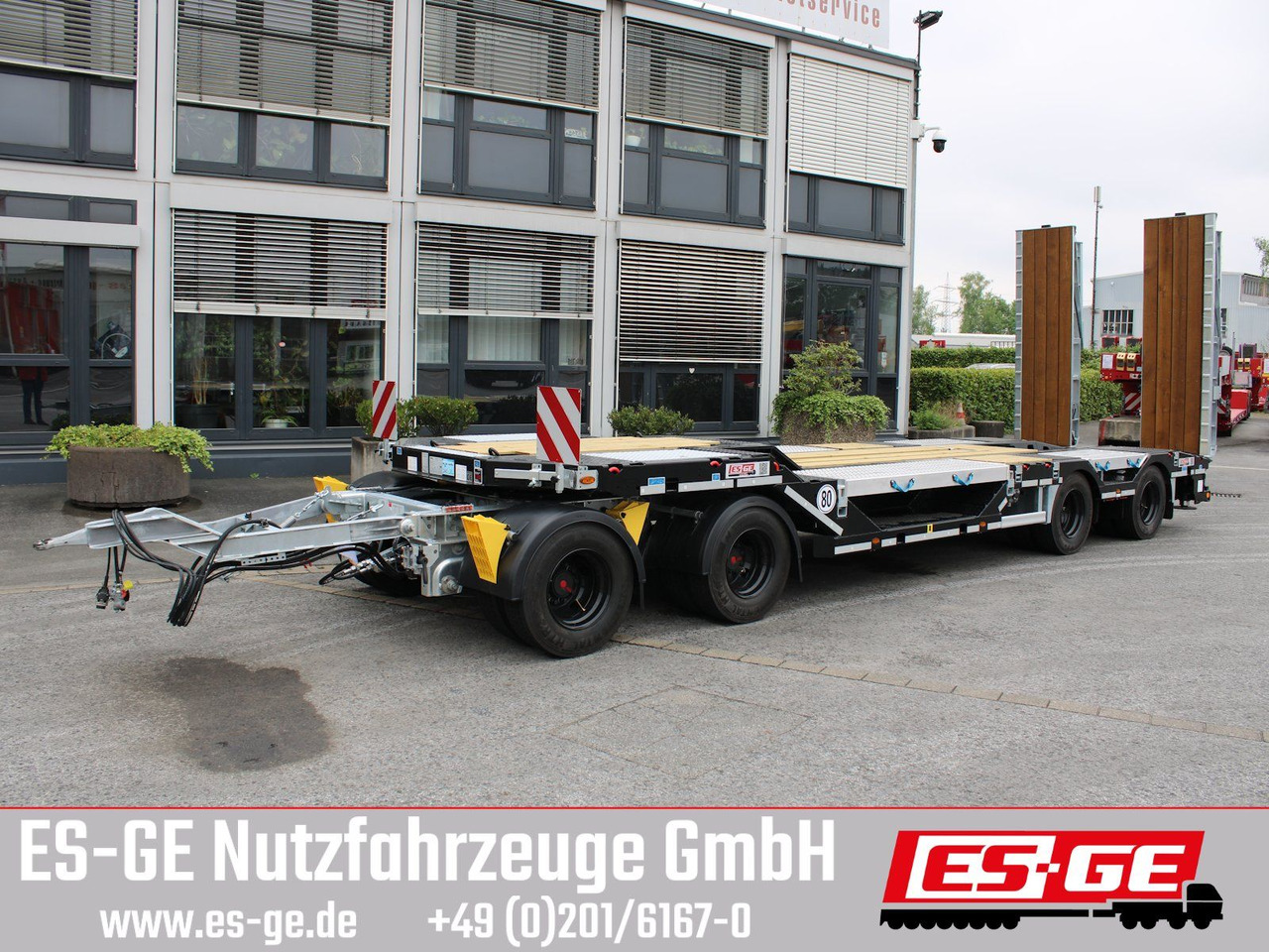 Schwarzmüller Tieflader mit gekröpftem Plateau - Remolque góndola rebajadas: foto 2 Schwarzmüller Tieflader mit gekröpftem Plateau - Remolque góndola rebajadas: foto 2