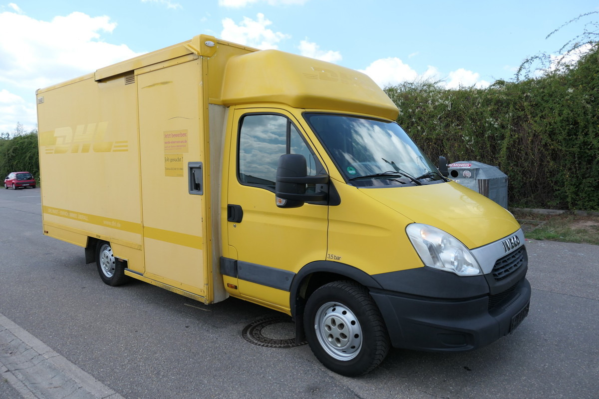 IVECO Daily 35 S11 C30C AUTOMATIK KAMERA MAXI KAMERA R - Furgoneta caja cerrada: foto 2 IVECO Daily 35 S11 C30C AUTOMATIK KAMERA MAXI KAMERA R - Furgoneta caja cerrada: foto 2