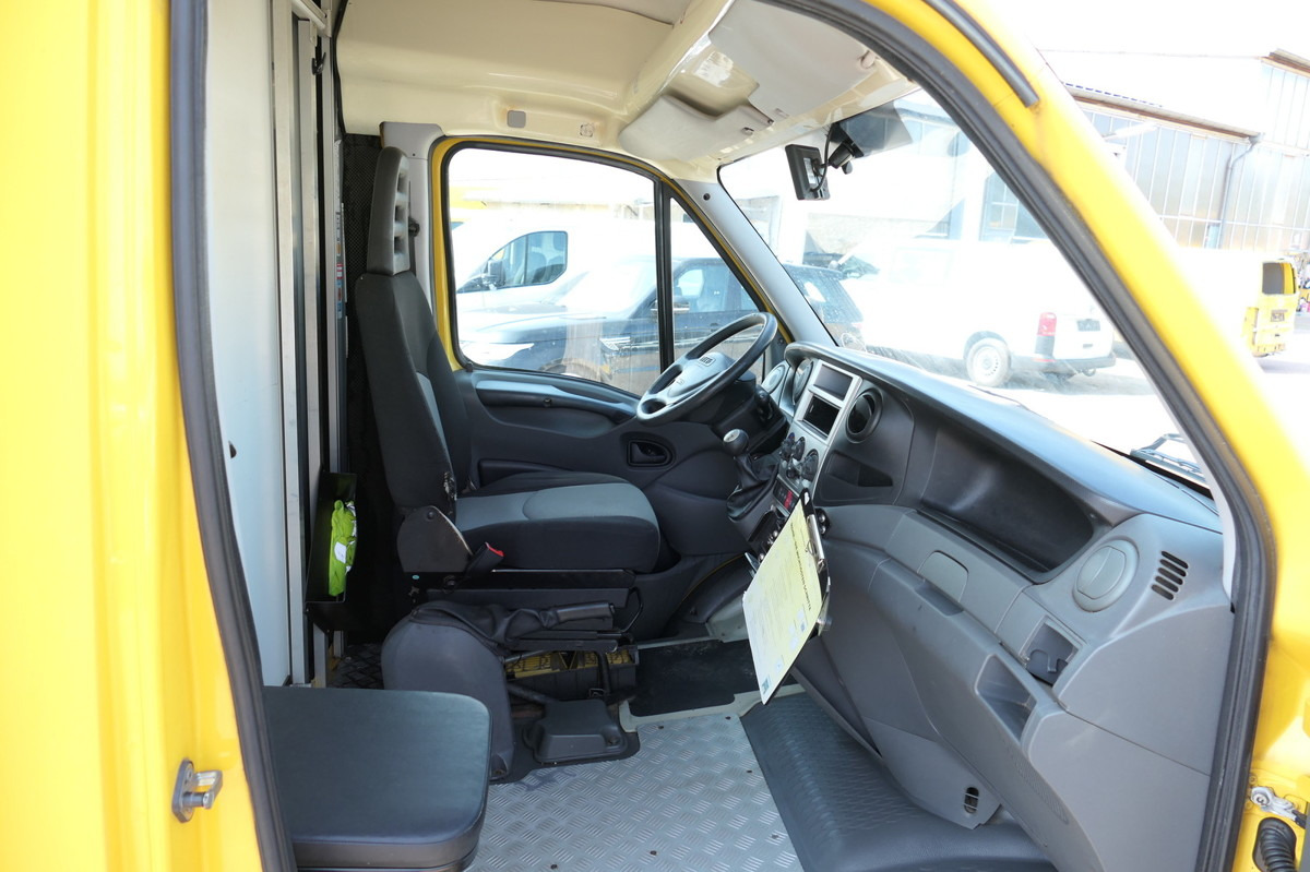 IVECO Daily 35 S11 C30C AUTOMATIK KAMERA MAXI Regale L - Furgoneta caja cerrada: foto 5 IVECO Daily 35 S11 C30C AUTOMATIK KAMERA MAXI Regale L - Furgoneta caja cerrada: foto 5