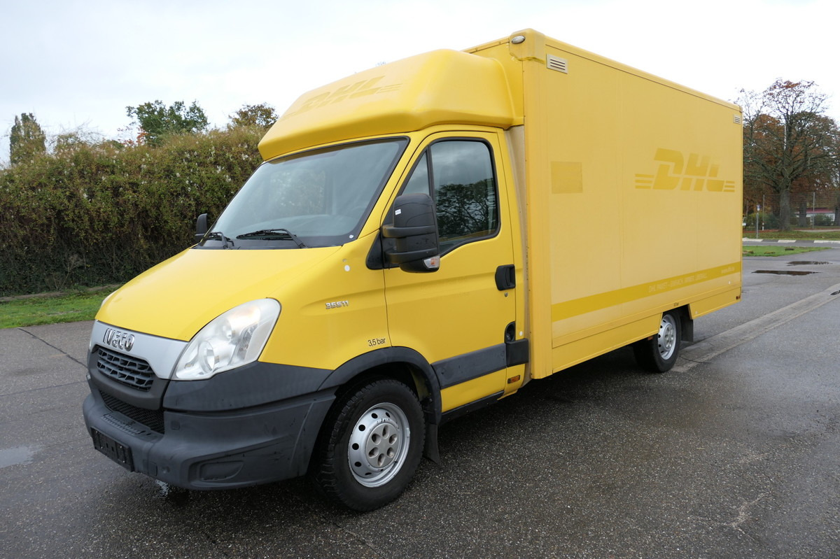 IVECO Daily 35 S11 C30C AUTOMATIK KAMERA Regale LUFT D - Furgoneta caja cerrada: foto 1 IVECO Daily 35 S11 C30C AUTOMATIK KAMERA Regale LUFT D - Furgoneta caja cerrada: foto 1