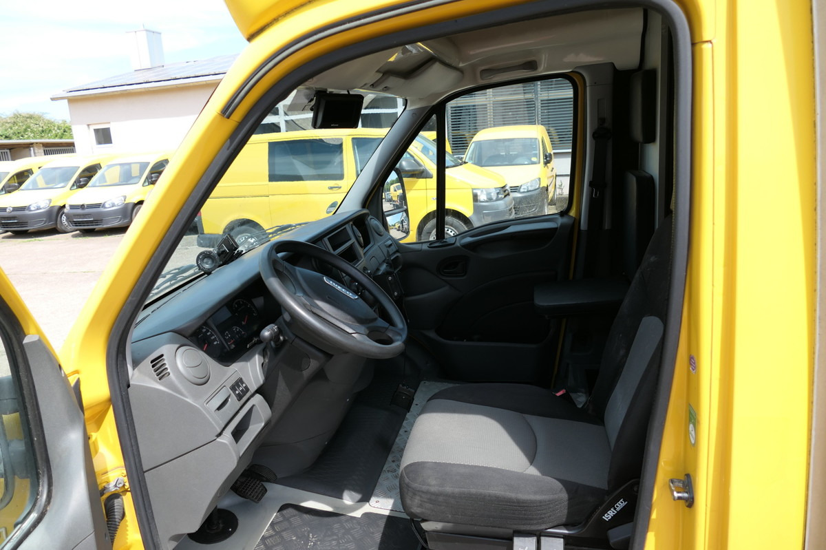 Furgoneta caja cerrada IVECO Daily 35 S11 C30C AUTOMATIK KAMERA Regale LUFT D: foto 6
