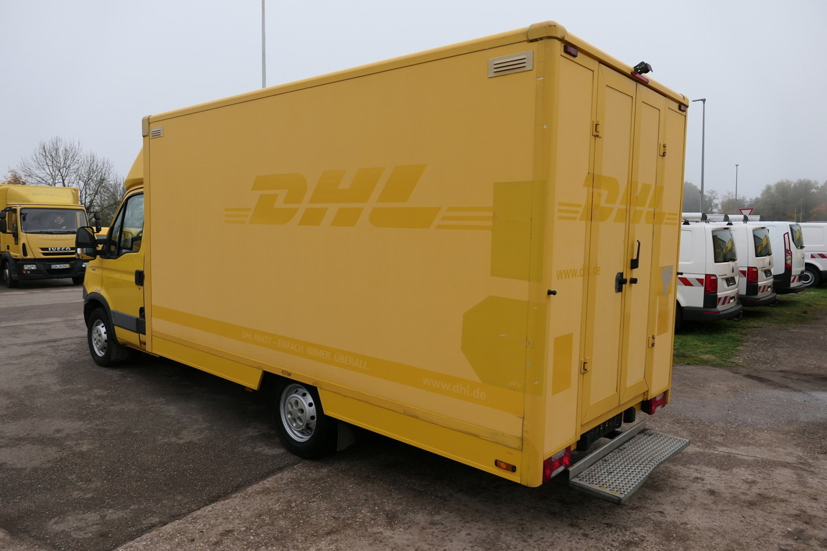 IVECO Daily 35 S11 C30C AUTOMATIK KAMERA Regale LUFT D - Furgoneta caja cerrada: foto 4 IVECO Daily 35 S11 C30C AUTOMATIK KAMERA Regale LUFT D - Furgoneta caja cerrada: foto 4