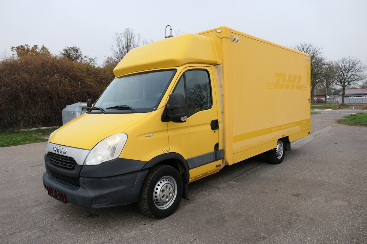 IVECO Daily 35 S11 C30C AUTOMATIK KAMERA Regale LUFT D - Furgoneta caja cerrada: foto 1 IVECO Daily 35 S11 C30C AUTOMATIK KAMERA Regale LUFT D - Furgoneta caja cerrada: foto 1