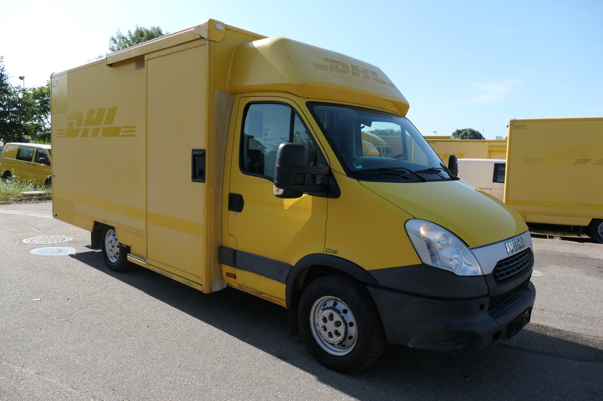 IVECO Daily 35 S11 C30C AUTOMATIK KAMERA Regale LUFT D - Furgoneta caja cerrada: foto 2 IVECO Daily 35 S11 C30C AUTOMATIK KAMERA Regale LUFT D - Furgoneta caja cerrada: foto 2
