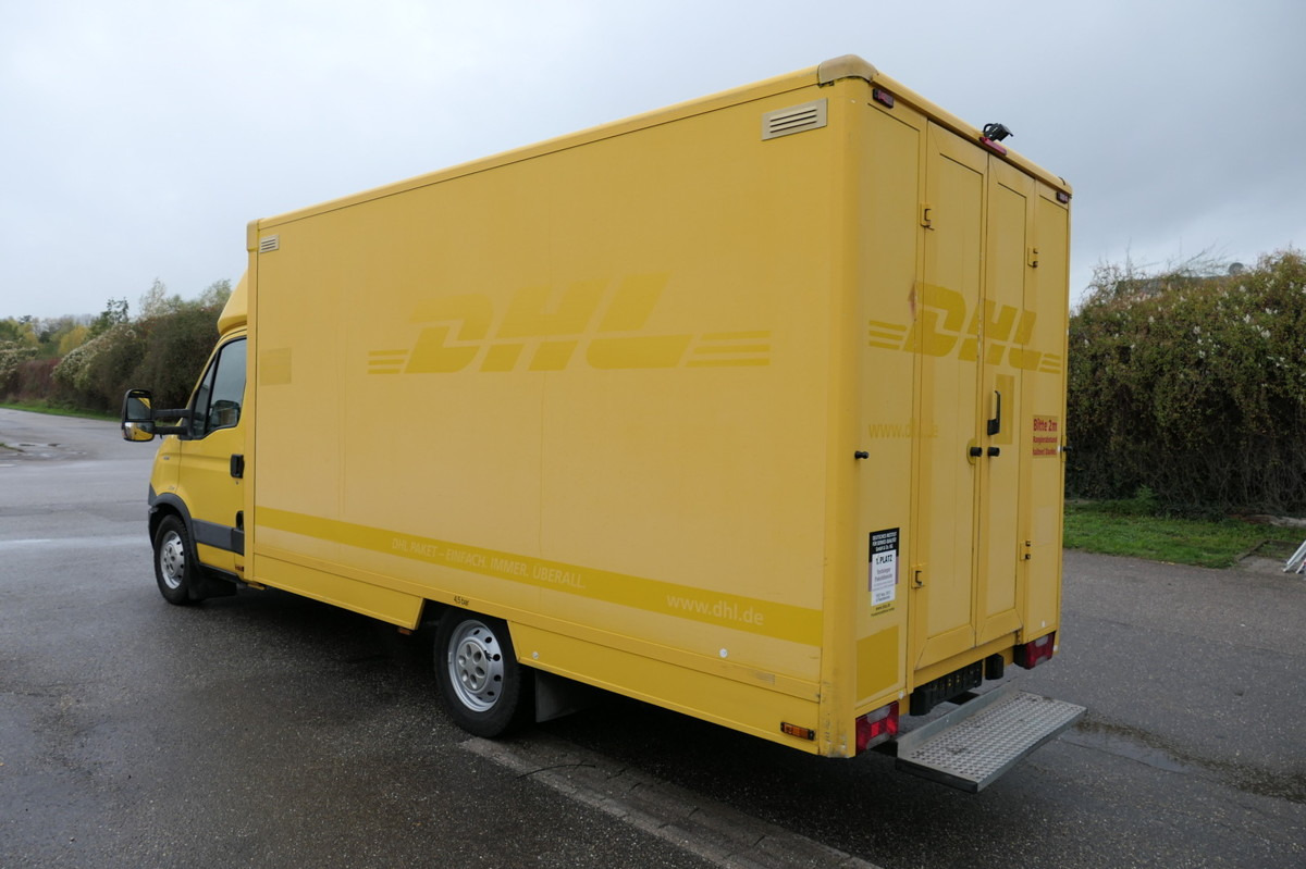 IVECO Daily 35 S11 C30C AUTOMATIK KAMERA Regale LUFT D - Furgoneta caja cerrada: foto 4 IVECO Daily 35 S11 C30C AUTOMATIK KAMERA Regale LUFT D - Furgoneta caja cerrada: foto 4