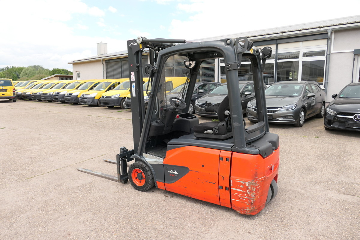 LINDE E16L Elektro TRIPLEX 3-Rad - Carretilla elevadora eléctrica: foto 4 LINDE E16L Elektro TRIPLEX 3-Rad - Carretilla elevadora eléctrica: foto 4