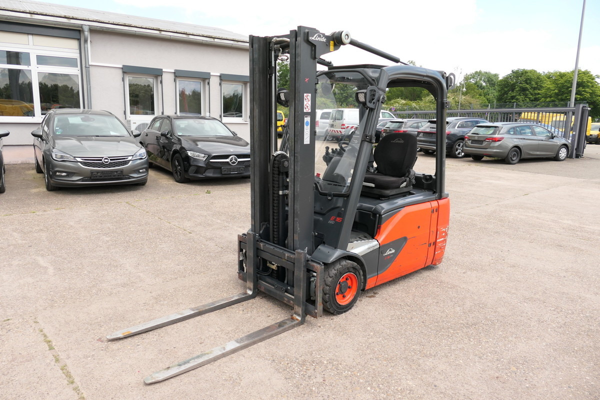 LINDE E16L Elektro TRIPLEX 3-Rad - Carretilla elevadora eléctrica: foto 2 LINDE E16L Elektro TRIPLEX 3-Rad - Carretilla elevadora eléctrica: foto 2