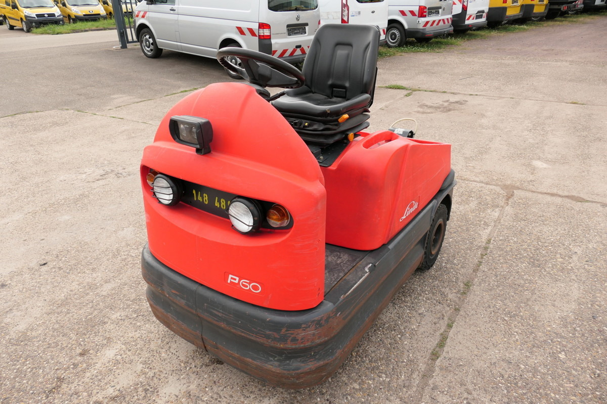 LINDE P 60 Z Schlepper - Remolcadora: foto 2 LINDE P 60 Z Schlepper - Remolcadora: foto 2