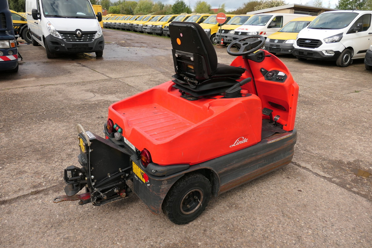 LINDE P 60 Z Schlepper Batterie 21/2020 - Remolcadora: foto 4 LINDE P 60 Z Schlepper Batterie 21/2020 - Remolcadora: foto 4