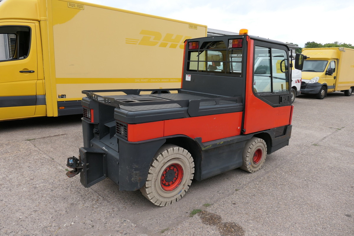 LINDE P250 Schlepper AHK Batterie 10/2022 Schiebetüren - Remolcadora: foto 3 LINDE P250 Schlepper AHK Batterie 10/2022 Schiebetüren - Remolcadora: foto 3