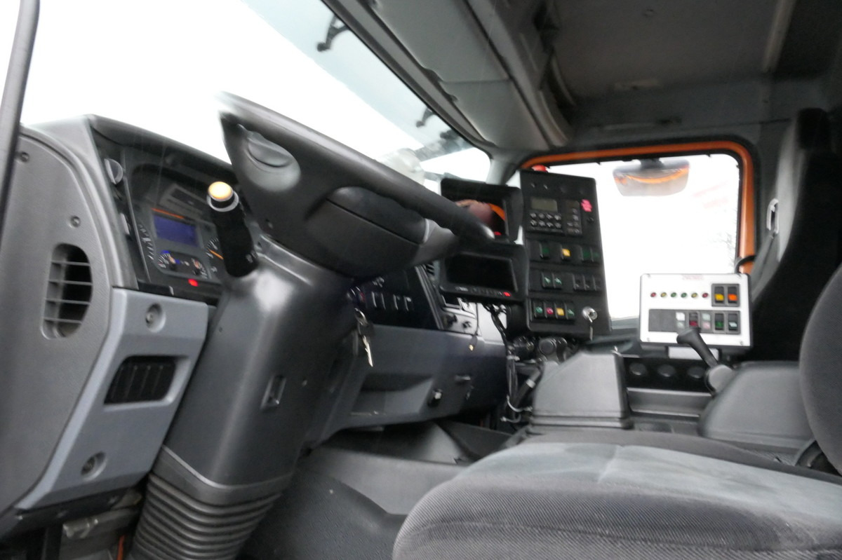 Barredora vial MERCEDES-BENZ 1829 Axor-R KLIMA FAUN Zweiwege-Schienenreiniger: foto 14
